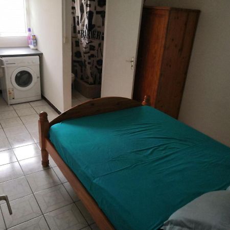 Appartement Idealement Situe Saint-Denis Kültér fotó